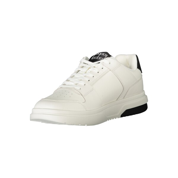 Tommy Hilfiger ανδρικά sneakers σε λευκό χρώμα με μαύρες λεπτομέρειες