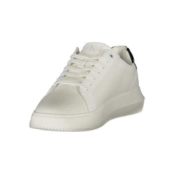 Calvin Klein ανδρικά sneakers σε λευκό χρώμα με μαύρες λεπτομέρειες